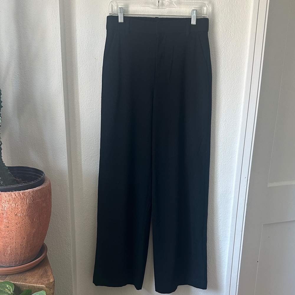Gap- Classic Wide-Leg Black Women's Trousers